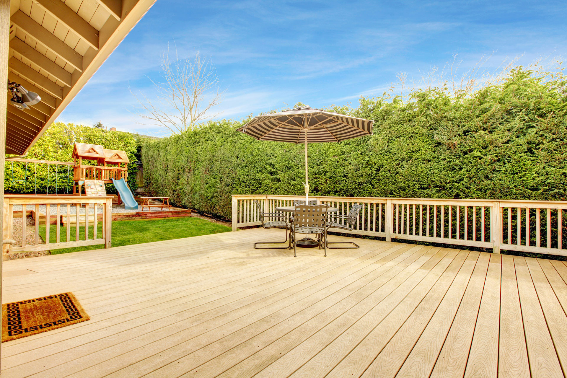 Deck-Staining Deck-Staining