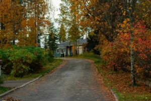 A house which is in need of some fall exterior paint work.